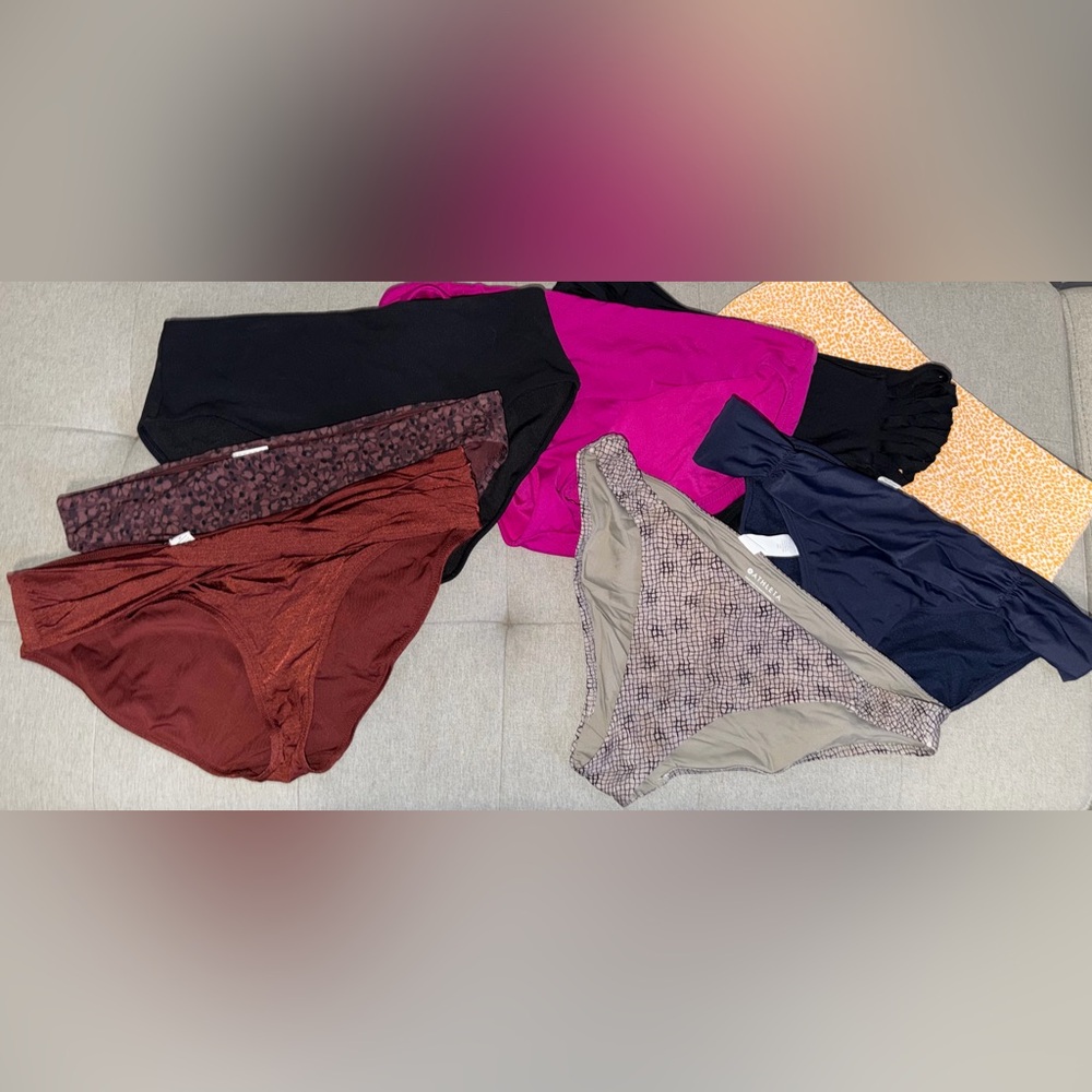 HUGE LOT: Athleta Women's medium swim  Bikini Bottoms (7 total! -- not 8)